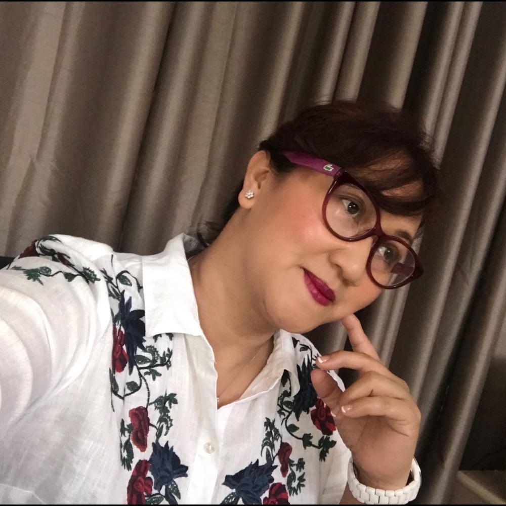 Meet your Posher, Rosadelima